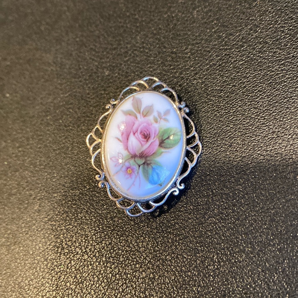 Vintage JEZ Jezlaine .925 silver porcelain floral oval cameo brooch